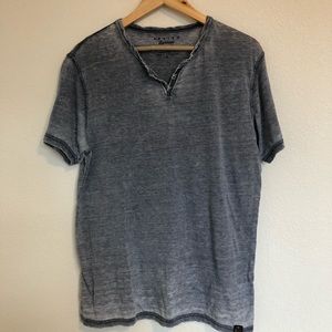 Lucky Brand || buttoned v-neck
